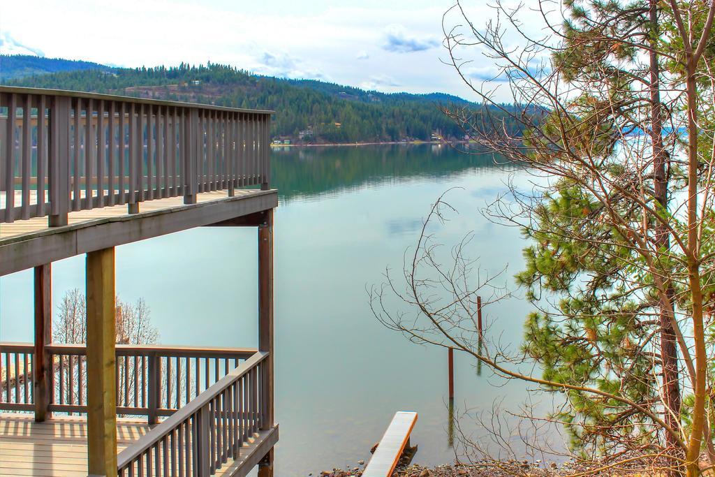 Beautiful Lake Coeur D'Alene Cabin On The Bay Hotell Mica Exteriör bild