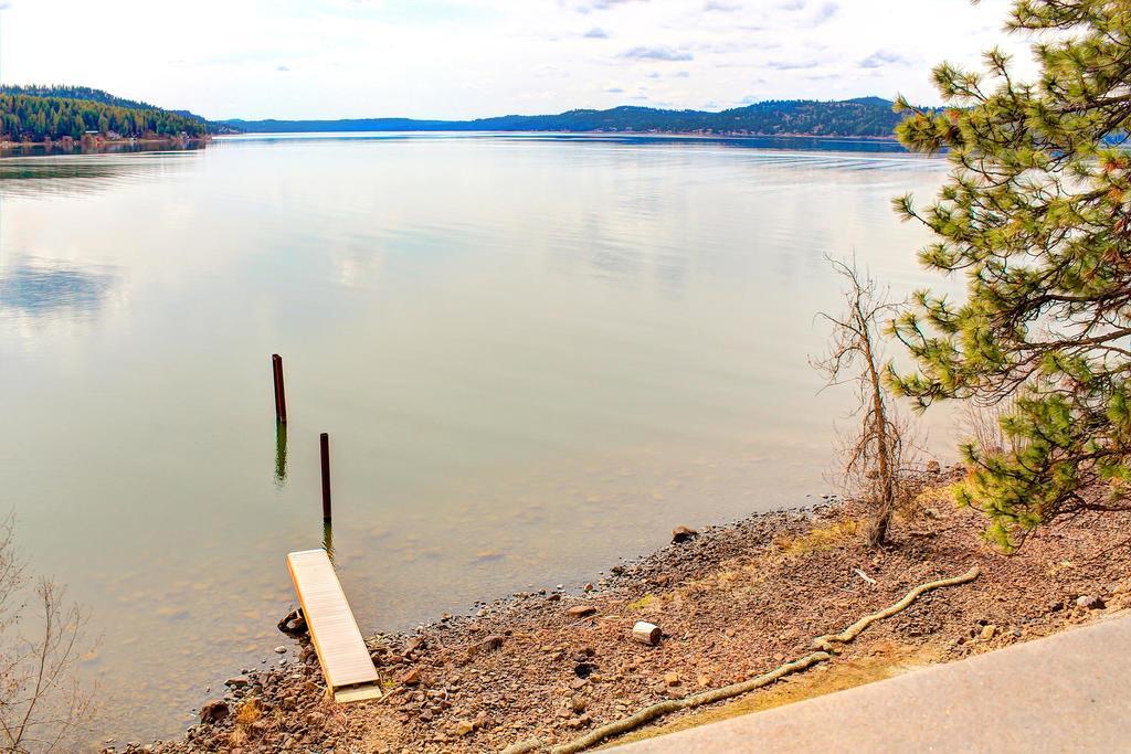 Beautiful Lake Coeur D'Alene Cabin On The Bay Hotell Mica Exteriör bild