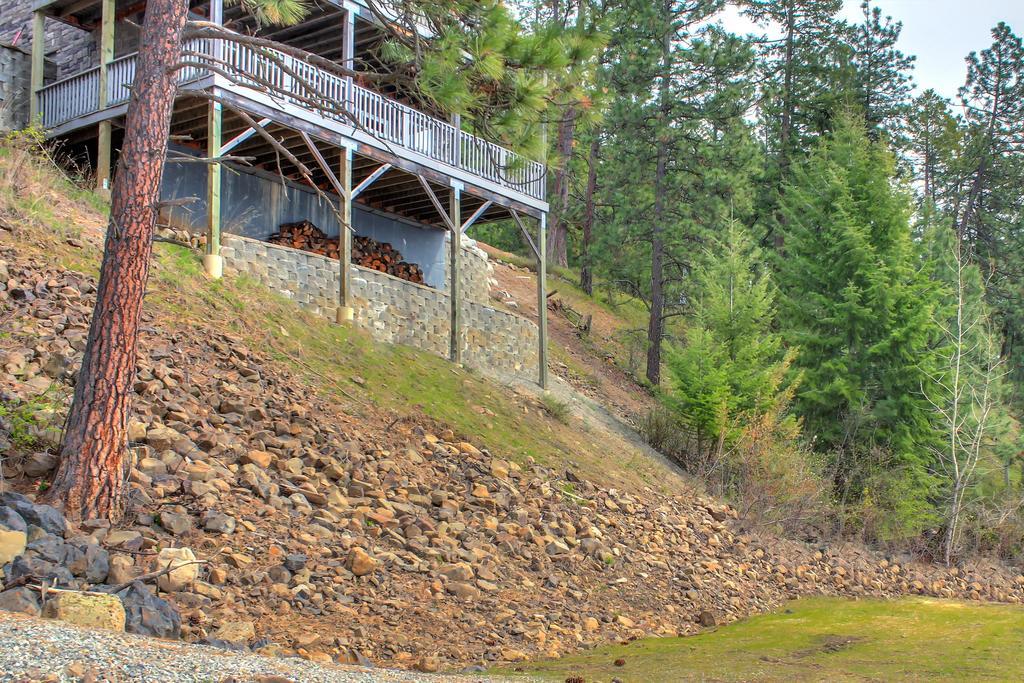 Beautiful Lake Coeur D'Alene Cabin On The Bay Hotell Mica Exteriör bild