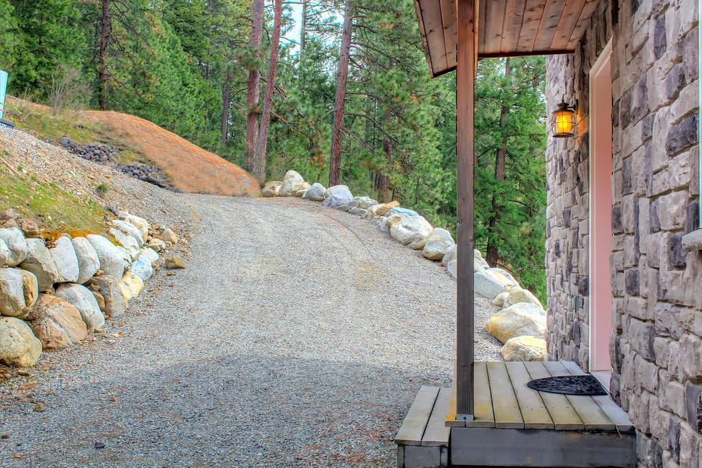 Beautiful Lake Coeur D'Alene Cabin On The Bay Hotell Mica Exteriör bild